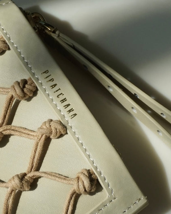 AMU CARD HOLDER - Daisy