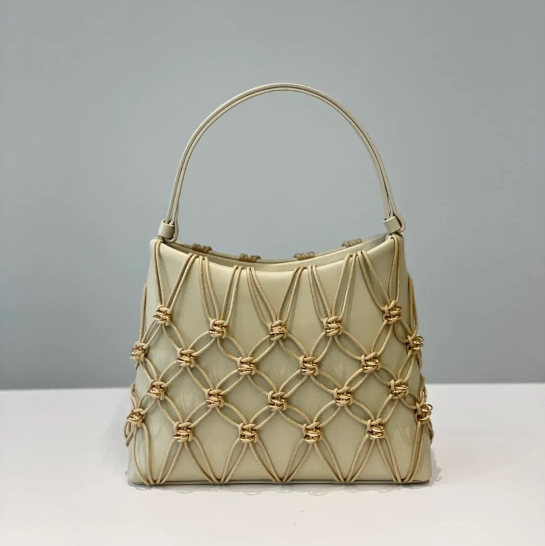 PIPATCHARA ピパチャラ ジェイドバッグ レザーロープ ハンドバッグ Jade Bag (Leather Cord) - Black – Pipatchara